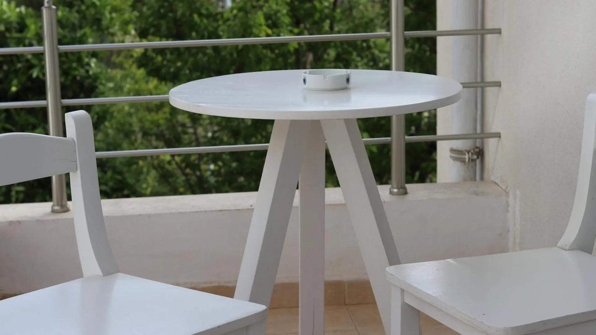 Fane'S Rooms Himare Hotel
