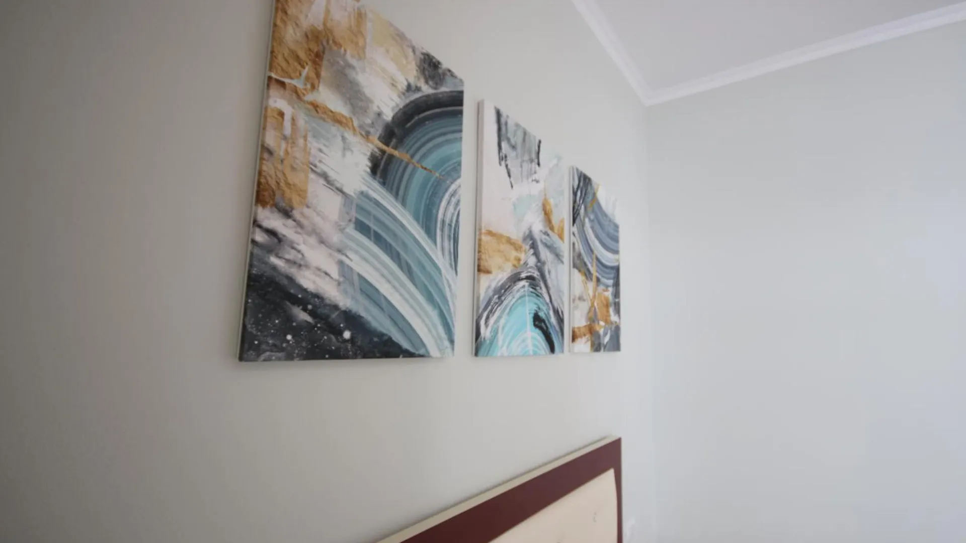 Fane'S Rooms Himare 0*,